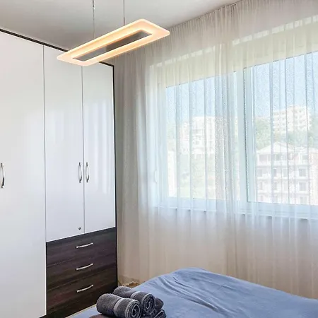 Orange 735 Apartament Durrës