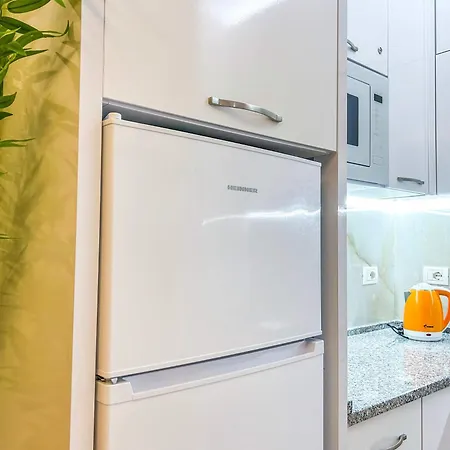 Orange 735 * Durrës